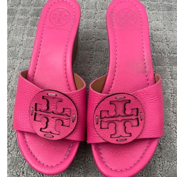 Tory Burch Shoes - Tory Burch Pink Leather Platform Sandals SZ 7.5